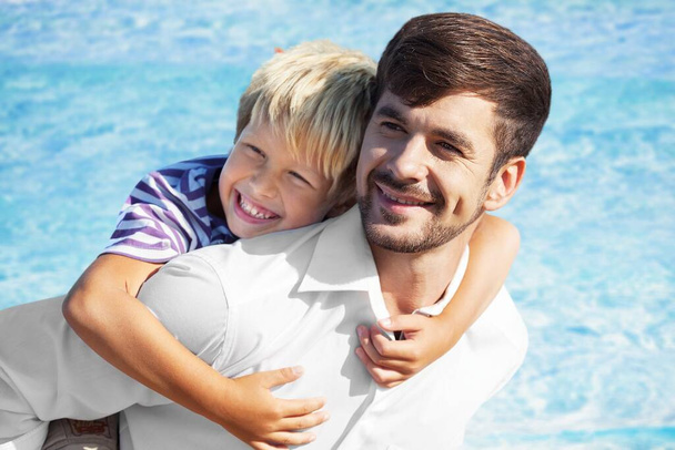 happy young father and his son  - Foto, imagen
