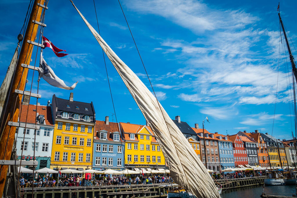 Copenhague, Dinamarca - 18 de julio de 2019. Hermosa arquitectura de Copenhague, viajar por Copenhague
 - Foto, Imagen