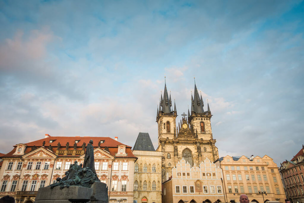Architettura antica della magnifica Praga - Foto, immagini