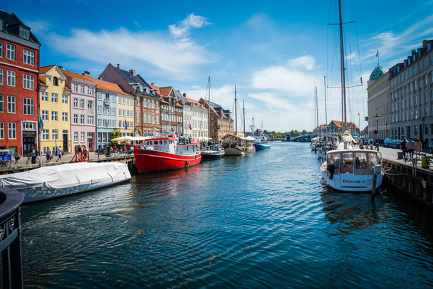 Copenhagen, Denmark - July 18, 2019. Beautiful Copenhagen architecture, travel around Copenhagen - Фото, изображение