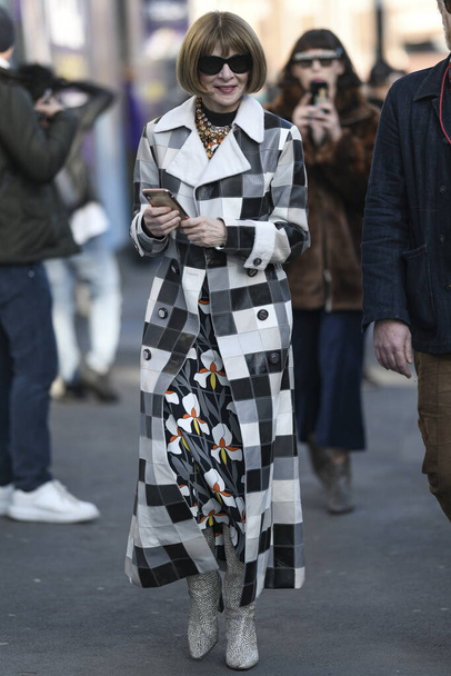 Milan, Italy - February 21, 2020: Street style appearance during Milan Fashion Week - streetstylefw20 - 写真・画像