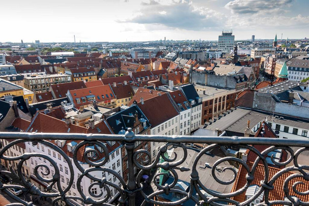 Копенгаген, Данія - 23 липня 2019 Копенгагенське місто, Данія, Скандинавія. Чудовий літній день. - Фото, зображення