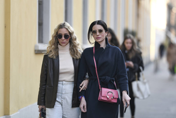 Milan, Italy - February 19, 2020: Street style appearance during Milan Fashion Week - streetstylefw20 - Foto, imagen