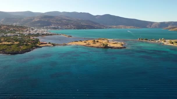 Luchtfoto van Spinalonga Island, Kreta, Griekenland - Video