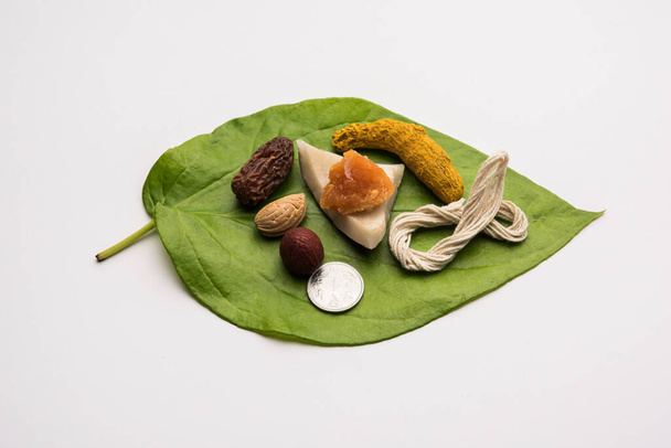 プネリ・マサラ・スパリ(Puneri Masala Supari)は、インドのマハラシュトラ州で人気のある新鮮な口。 - 写真・画像