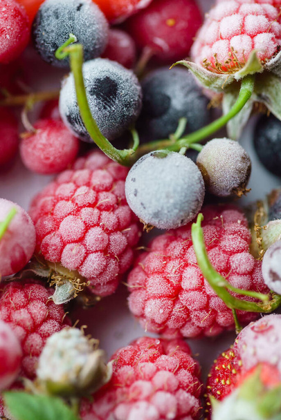 frozen berries macro, top view - Foto, Imagem