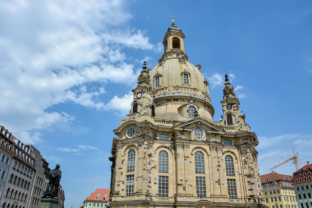 The church Frauenkirche in Dresden on a sunny day with clouds - Φωτογραφία, εικόνα