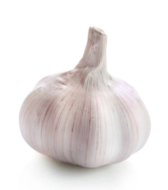 Garlic isolated on white background - Φωτογραφία, εικόνα