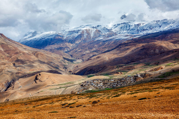 Wioska Kibber w Himalajach. Spiti Valley, Himachal Pradesh, Indie - Zdjęcie, obraz