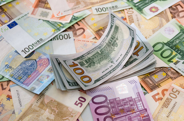 Dollar auf Euro-Basis. Hintergrund des Geldes. - Foto, Bild