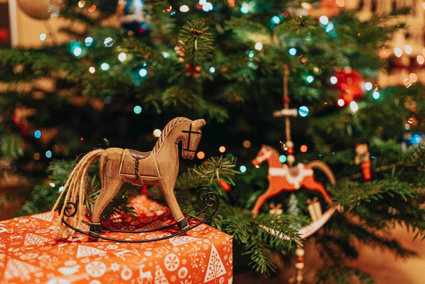 Κάρτα με θέμα το άλογο για τα Χριστούγεννα - Φωτογραφία, εικόνα