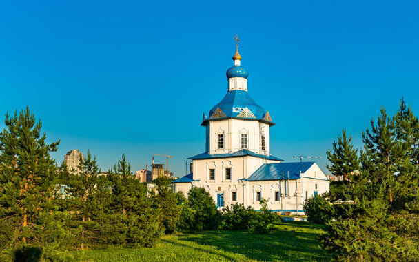 Eglise de l'Assomption de la Sainte Vierge à Cheboksary, Russie
 - Photo, image