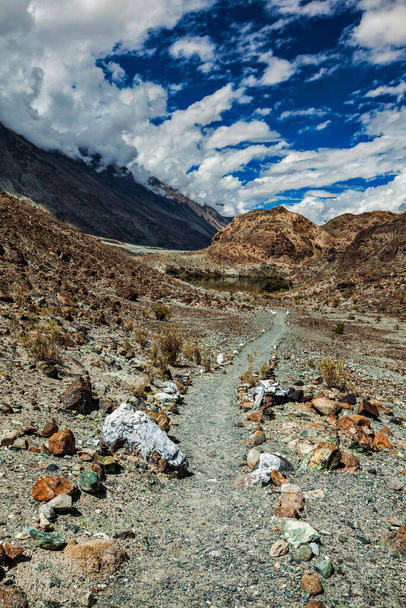 Foot path to sacred lake Lohat Tso in Himalayas. Nubra valley, Ladakh, India - Fotó, kép