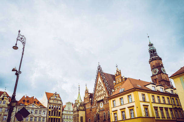 Wrocaw, Poland - June 15, 2019. Wroclaw Houses and streets of the city of Wroclaw. Cityscape - Φωτογραφία, εικόνα