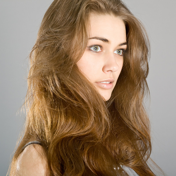 La chica de pelo largo
 - Foto, imagen