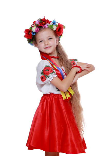 Girl in a Ukrainian national costume - Foto, imagen