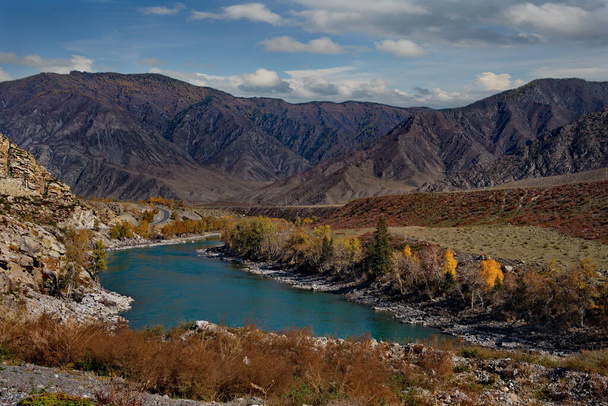 Russia. Mountain Altai. Katun river along the Chui tract near the village of Maly Yaloman. - Photo, Image