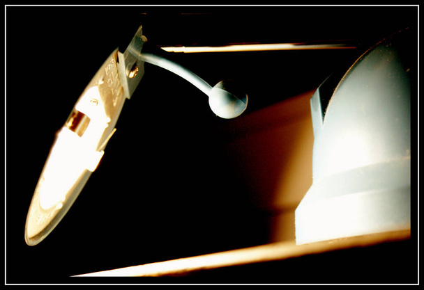 lampe de chevet brillant rétro vintage bibliothèque ampoule bleue
 - Photo, image
