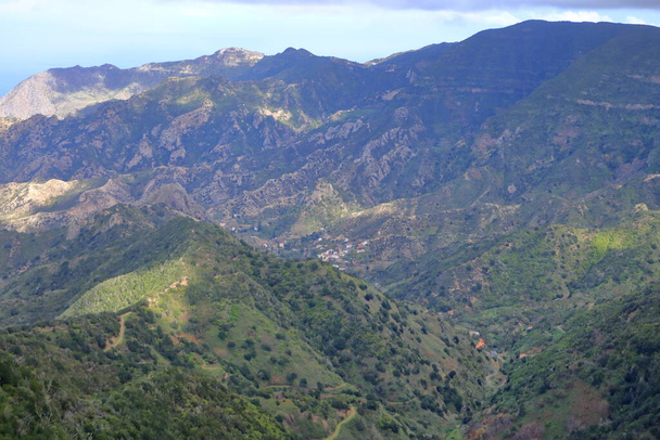Tájkép Vallehermoso és Los Loros körül La Gomera, Spanyolország - Fotó, kép