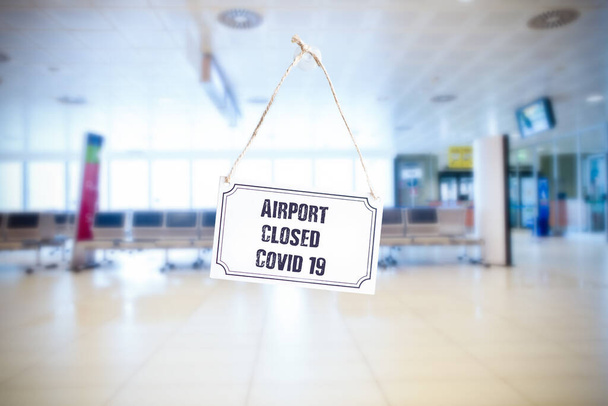Vuelos cancelados debido a la propagación del coronavirus, covidio pandémico 19 en el aeropuerto
 - Foto, imagen