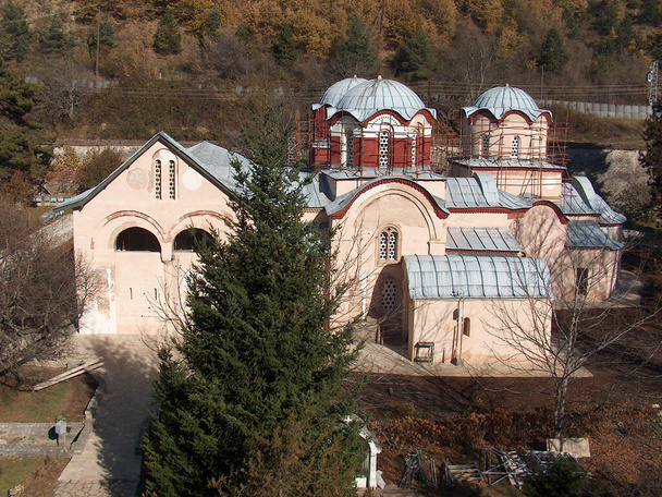 Il Patriarcato di Pec Monastero ortodosso serbo del XIII secolo situato in Kosovo. Patrimonio Mondiale UNESCO
. - Foto, immagini
