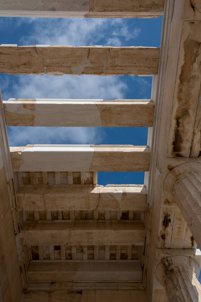 uitzicht op de Akropolis en het Parthenon in Athene - Foto, afbeelding