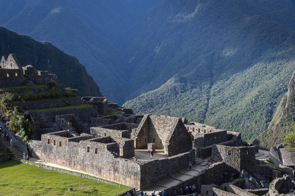Näkymä Machu Pichun raunioille, Peru
 - Valokuva, kuva