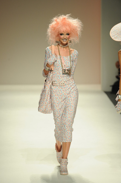 Model walks runway at Betsey Johnson show - Foto, Imagem
