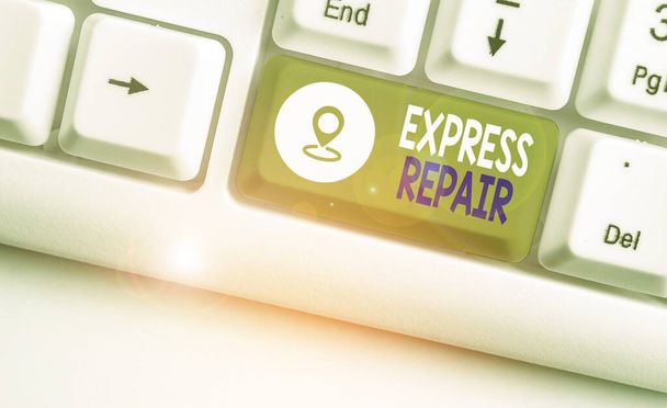 Текст от руки Express Repair. Концепция, подразумевающая специальные услуги, предоставляемые компаниями или организациями
. - Фото, изображение
