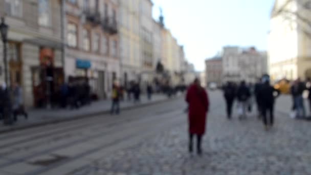 Sokaktaki birçok insanın Odaklanamadığı Bulanık Arkaplan - Video, Çekim