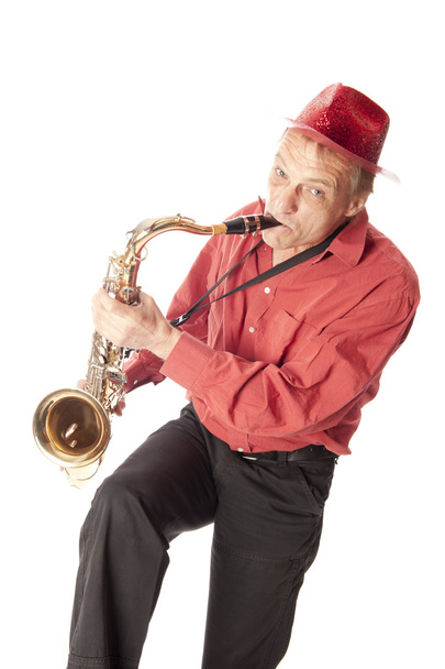 man spelen tenor saxofoon speelse - Foto, afbeelding