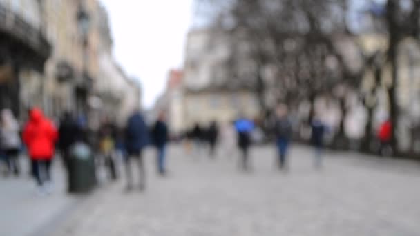 Абстрактный размытый фон многих людей на улице
 - Кадры, видео