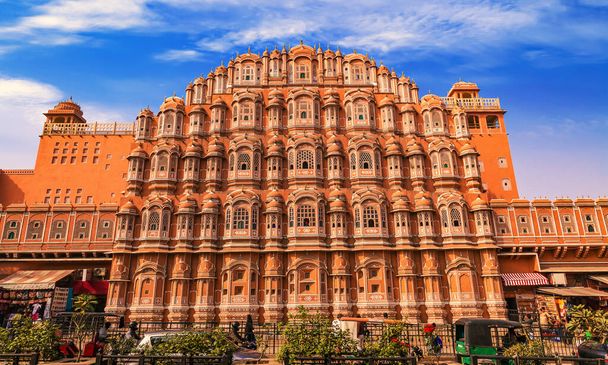 Hawa Mahal Palace Jaipur Rajasthan postavený s červeným a růžovým pískovcem.   - Fotografie, Obrázek