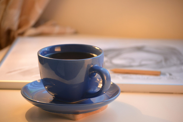 Recuerdos y disfrute del té (café
) - Foto, imagen
