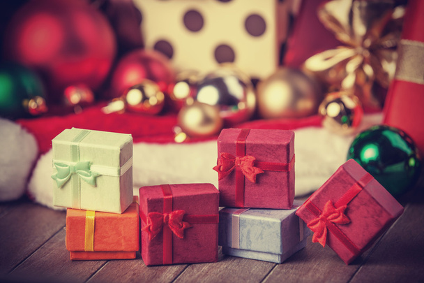 Pequeños regalos en Navidad
 - Foto, Imagen