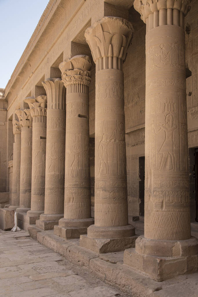 Храм Філи на річці Ніл (Асуан, Єгипет) на острові Агілкія.. - Фото, зображення