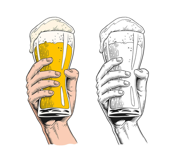 Uma mão a segurar um copo de cerveja. Vintage gravura estilo vetor ilustração
. - Vetor, Imagem