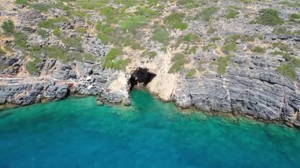 Vue aérienne de l'île de Kalydon, Crète, Grèce - Séquence, vidéo