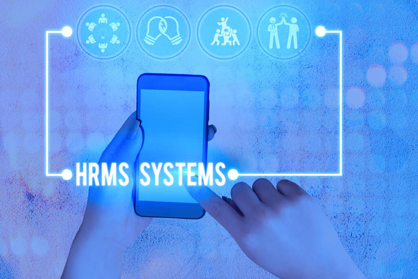 Conceptueel handschrift met Hrms Systems. Business foto tekst verbinden human resource management en informatietechnologie. - Foto, afbeelding
