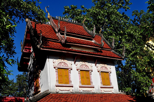 Lamphun, Thaimaa: Kirjasto Wat Doi Ti
 - Valokuva, kuva