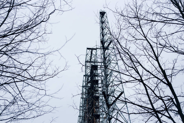 Power plant Duga in Pripyat in Chernobyl. Soviet secret radio tower for intercepting a signal - Foto, imagen