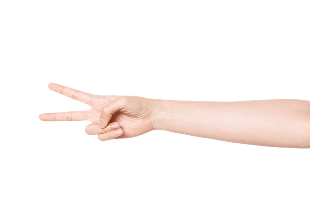 vrouw hand gebaar (nummer 2, overwinning, schaar) geïsoleerd op wit. - Foto, afbeelding