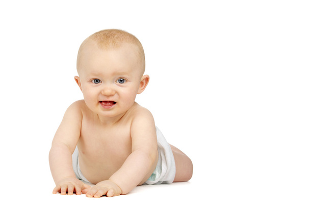 Bebé en su frente aislado sobre un fondo blanco
 - Foto, imagen