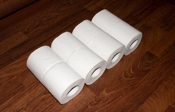 Toaletní papír. Pozadí role čistého nového toaletního papíru. - Fotografie, Obrázek