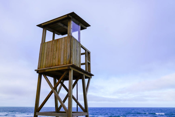 lifeguard torre posto avançado na praia do mar
 - Foto, Imagem