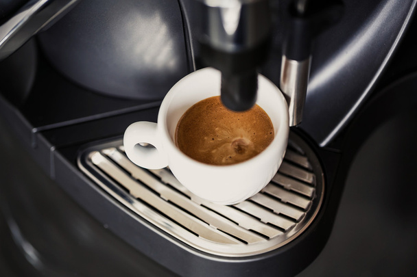 Coffee making with espresso machine - Foto, immagini