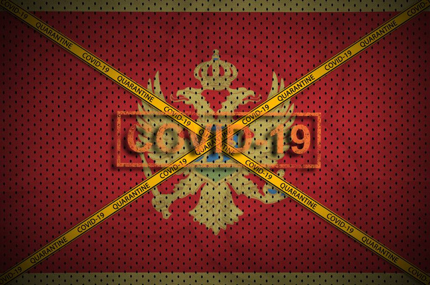 Флаг Черногории и марка Ковид-19 с оранжевым карантинным перекрестком. Коронавирус или пандемическая концепция вируса 2019-nCov
 - Фото, изображение