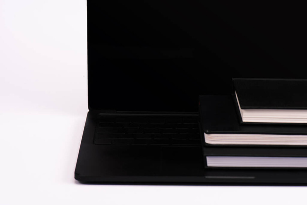 notebooks on modern laptop with blank screen on white  - Foto, Imagem