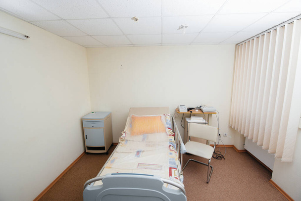 Empty clean and bright room of a medical institution. Health - Photo, Image