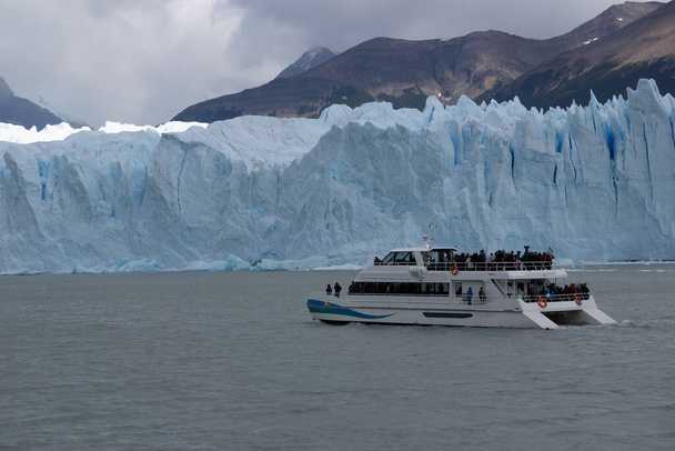 アルゼンチンパタゴニアのペリト・モレノ氷河 - 写真・画像